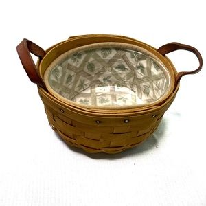 Longaberger 7" Button Basket with Lattice Leaf  Liner & Plastic Insert 2008